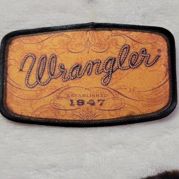 Wrangler DYI Fabric Hat Patch Glue Iron On Sew Custom Hat Patch - Picture 5 of 5